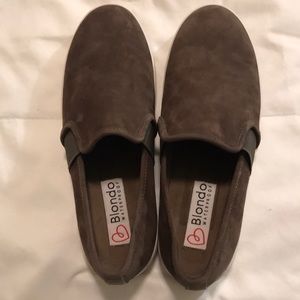 Blondo leather waterproof slip on loafers